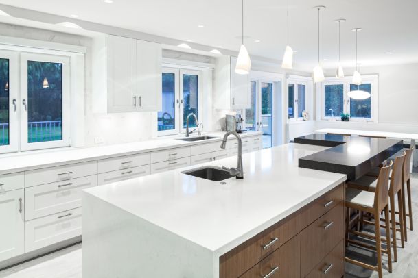 Crestron Smart Daylight-balanced shading 